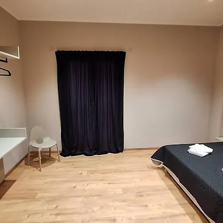 Funai Gold Apartment *